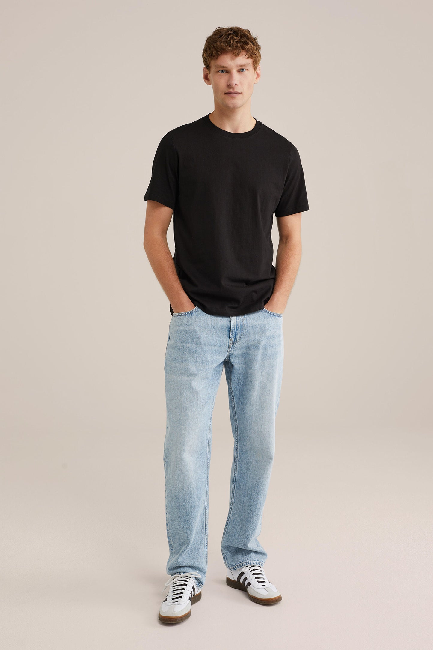 Basic Regular Fit T-Shirt - Black