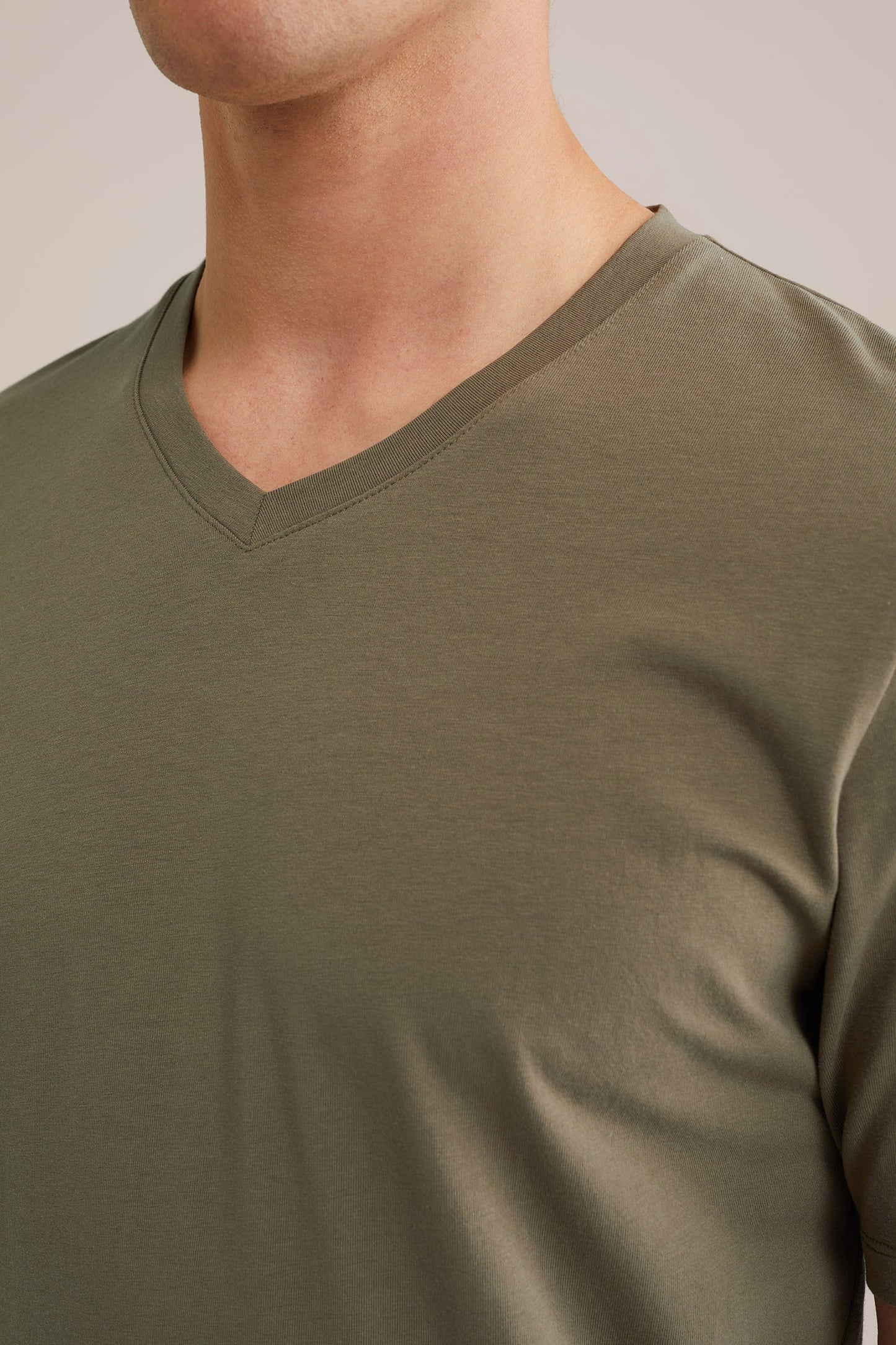 Regular Fit Basic T-Shirt with V-Neck - Olive Green