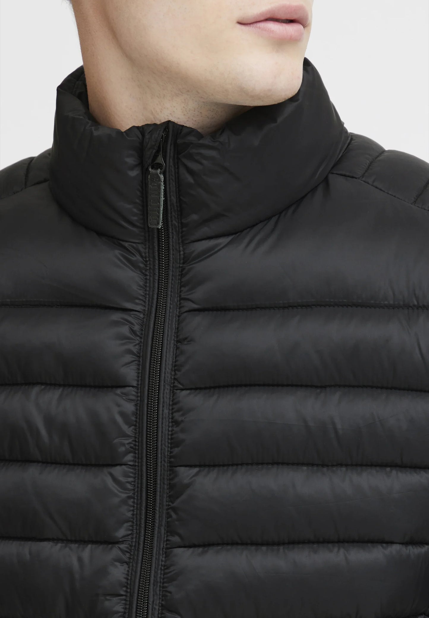 Ultralight Nylon Puffer Jacket - Black