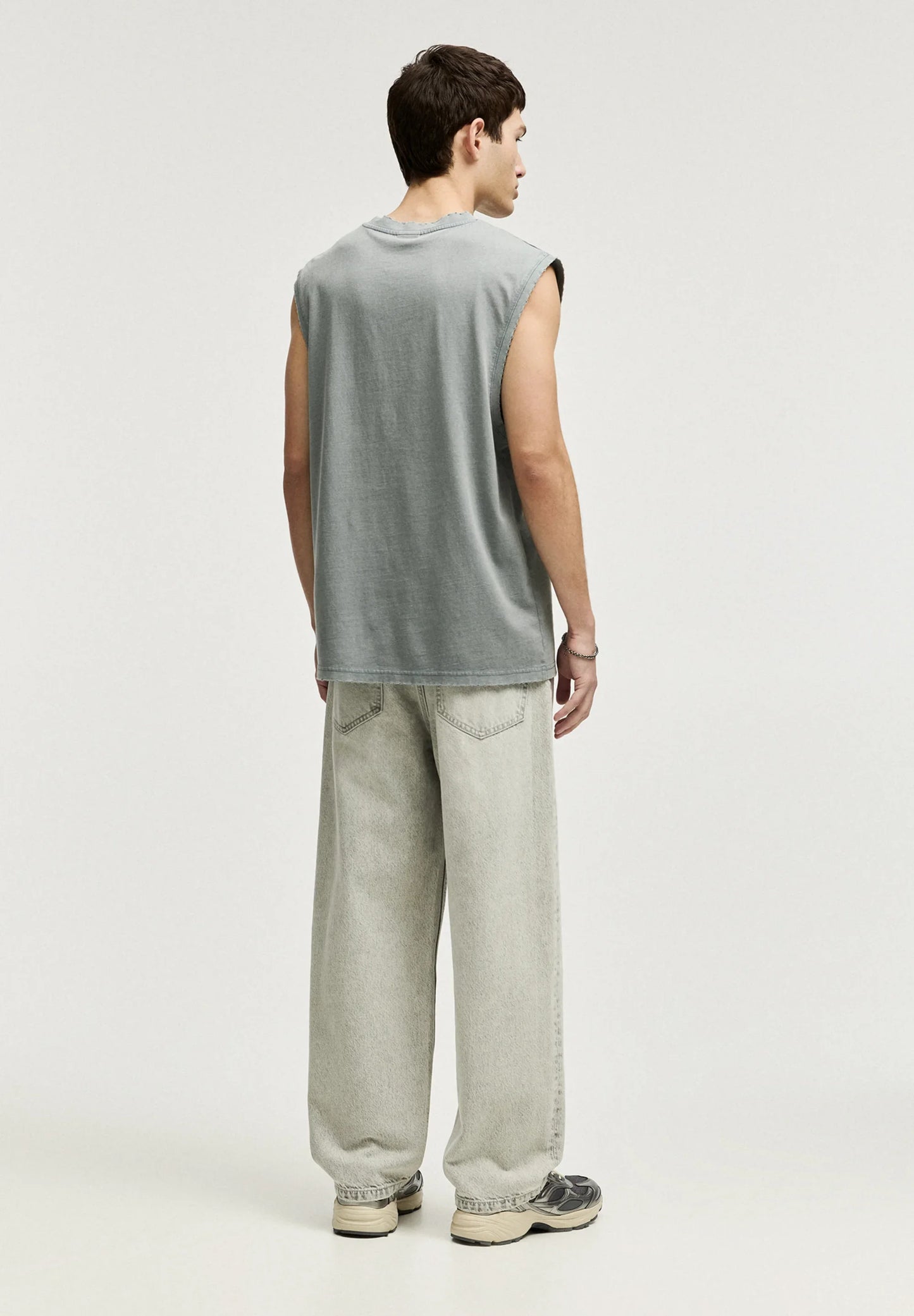 Basic Round Neck Vest - Charcoal