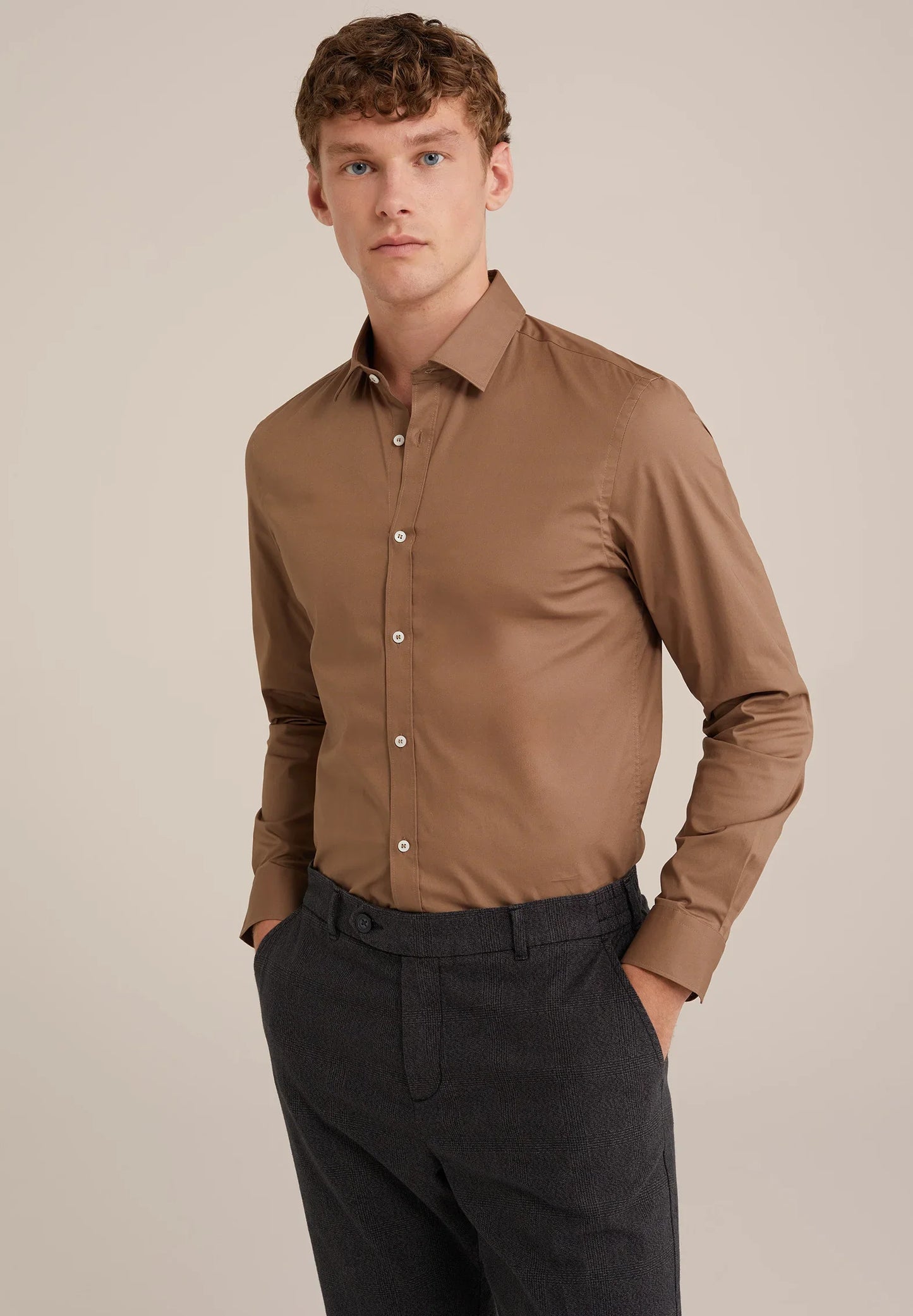 Classic Tailored Men's Dress Shirt - Brown