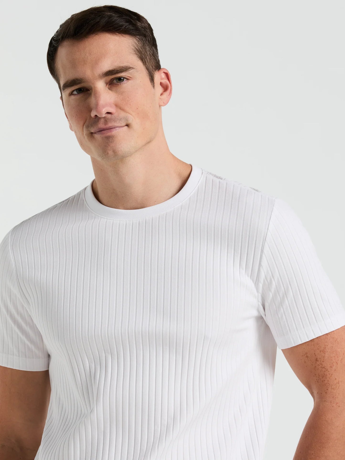 Ribbed Round Neck Blend T-Shirt - White