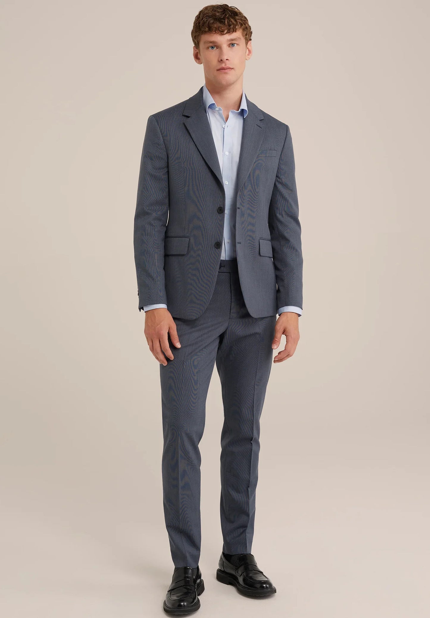 Classic Tailored Men's Dress Shirt - Light Blue